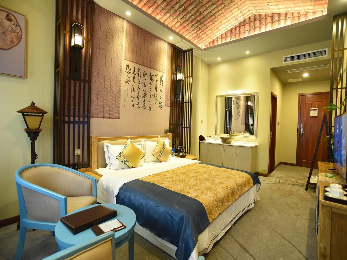 Vegas Cultural Hotel Chengdu Exterior photo
