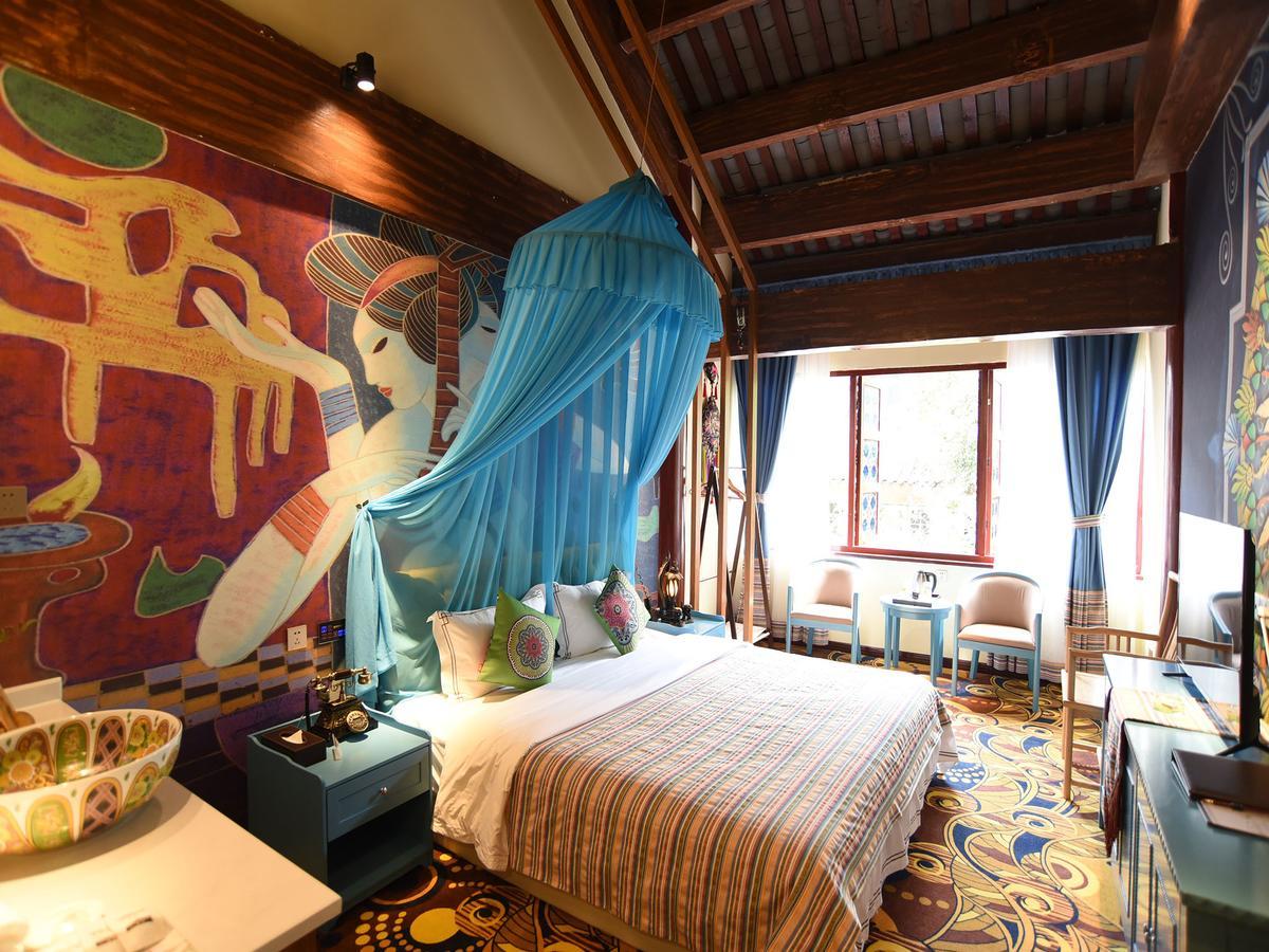 Vegas Cultural Hotel Chengdu Exterior photo